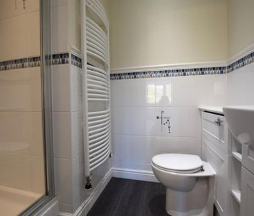 5 Bedroom Detached To Let - Photo 2