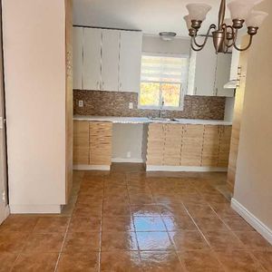 Appartement de 2 chambres et 1 salle de bain - Photo 2