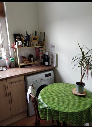 1 Bed Flat, Mount Pleasant Road, NW10 - Photo 3