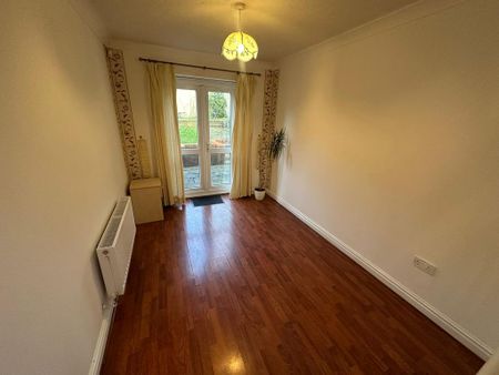 3 bedroom detached house to rent - Photo 4