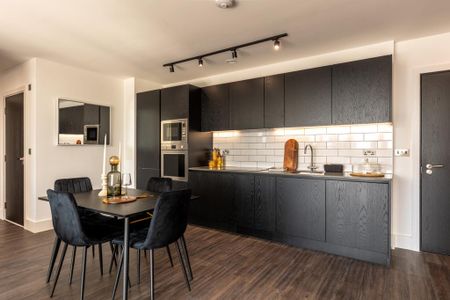 3 bedroom apartment to rent - Photo 5