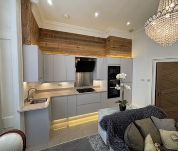 2 East Cliff Gardens, Preston City Centre - Photo 2