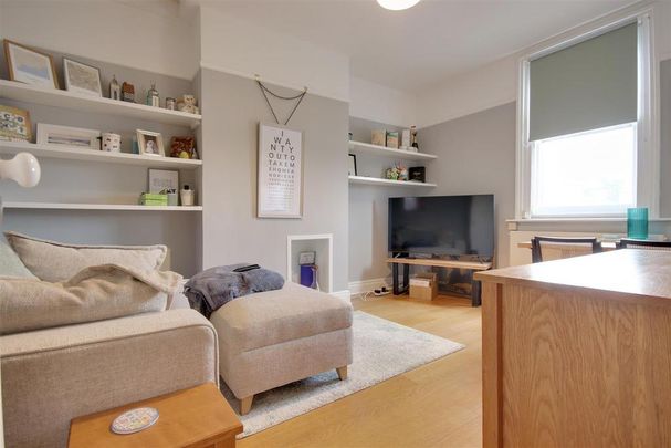 1 bedroom property to rent - Photo 1