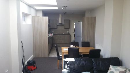 5 bedroom house to rent - Photo 3