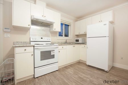 2603 East 41st Ave - Photo 2