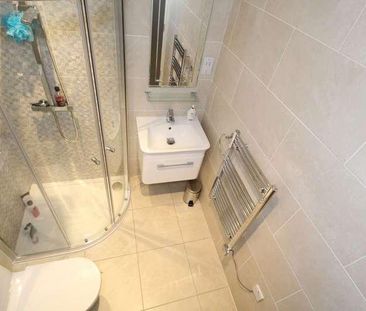 Bells Square, - Room Available, S1 - Photo 4