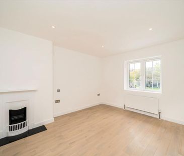 Halliwick Road - Photo 1