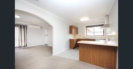 Charming two bedroom unit in the heart of Geelong West. - Photo 3
