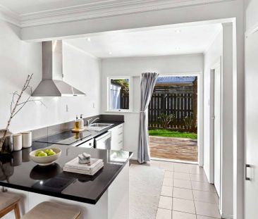 Two bedroom home! - Photo 4