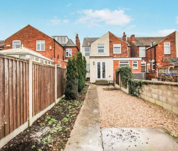 2 bedroom semi-detached house to rent - Photo 6