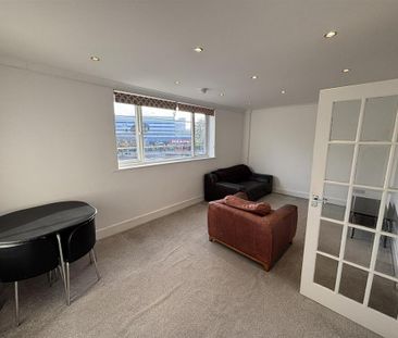 1 bedroom flat to rent - Photo 2