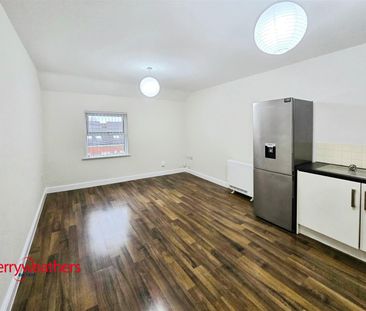 1 bed flat to rent in Psalters Lane, Rotherham, S61 - Photo 2