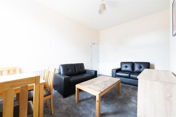 4 bedroom maisonette to rent - Photo 1