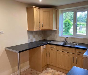 33 Broadstone - Photo 4