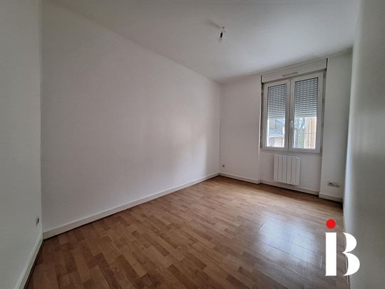 Location Maison 2 pièces 37m² NANTES 44100 - Photo 1