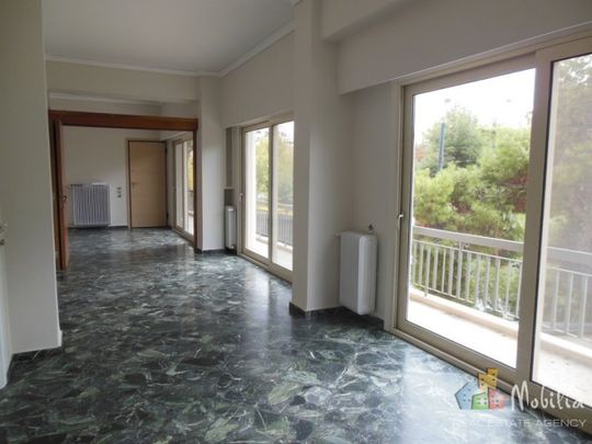 Apartment for rent - Photo 1