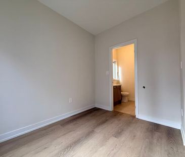 For Lease - 11 Agnes Lane, Richmond Hill, Ontario - Photo 5