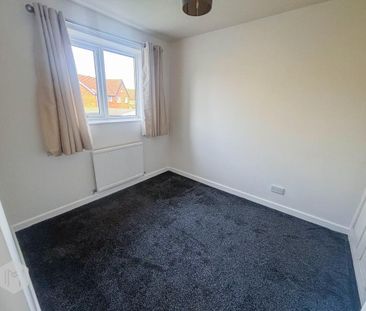 2 bedroom semi-detached house to rent - Photo 5