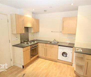 2 bedroom apartment to rent - Photo 4