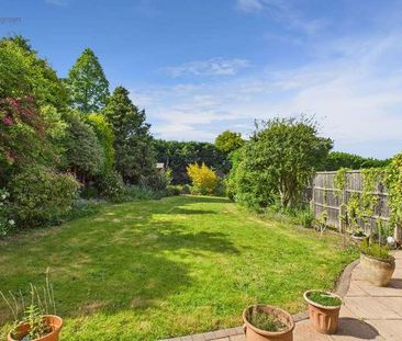 Edge Hill Road, Sutton Coldfield, B74 - Photo 2