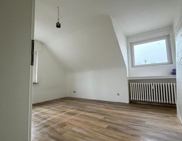 3 Zimmer Wohnung frisch renoviert ab 01.01.2026 - Photo 1