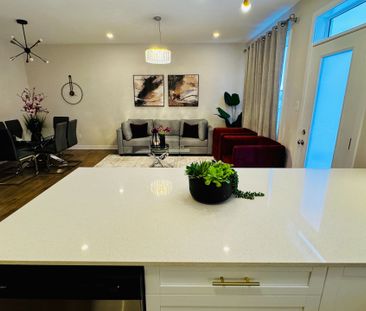 For Lease - 431 Epoch Street, Barrhaven, Ontario - Photo 3