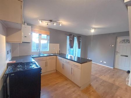 1 bedroom end of terrace house to rent - Photo 3