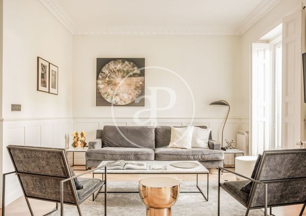 Flat for rent in Jerónimos (Madrid)