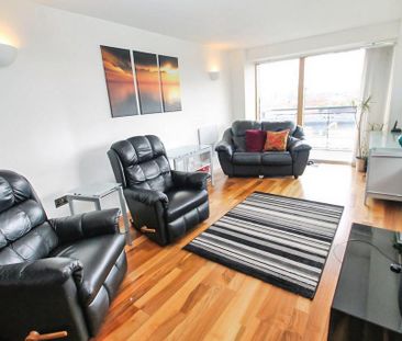 2 bedroom property to rent - Photo 1