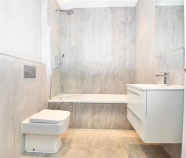 3 bedroom flat to rent - Photo 3