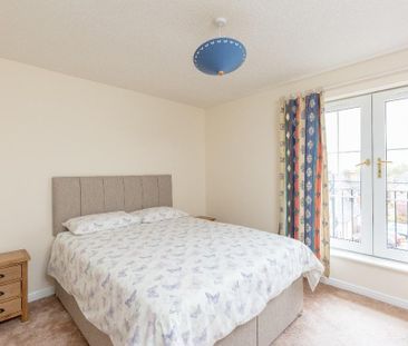 2 bedroom flat to rent - Photo 6