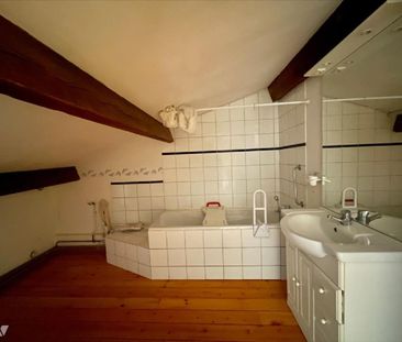 APPARTEMENT EN DUPLEX DE 72 M2 AVEC 2 CHAMBRES SITUE EN CENTRE VILL... - Photo 4