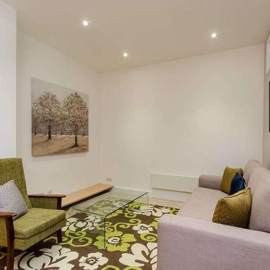 Putney Bridge Road, Putney, SW15 - Photo 1