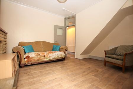 Third Avenue, Bath - Photo 2