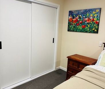 Comfortable 5 Bedroom house for Rent - Photo 2