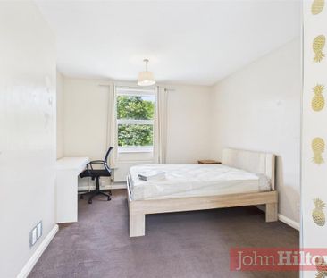 5 bedroom semi-detached house to rent - Photo 5