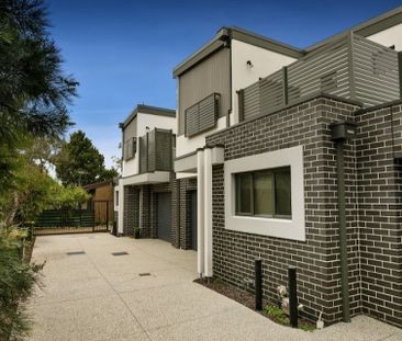 8C Schofield Street, Essendon. - Photo 6