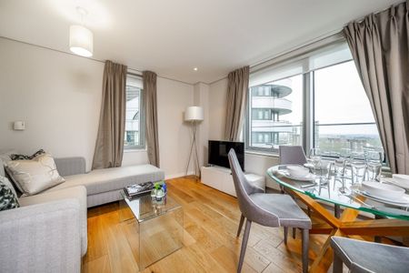 3 bedroom apartment to rent - Photo 2