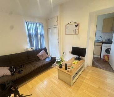 2 bedroom house to rent - Photo 1