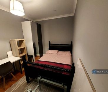 1 bedroom in a house share to rent - Photo 6