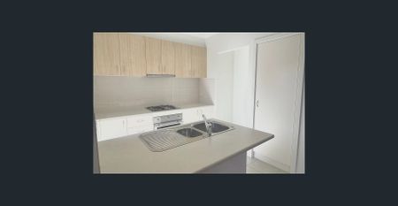 Walking distance to the beach, train & Kananook Creek - Photo 4