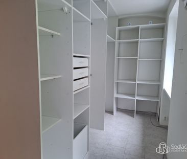 Byt 2+1 v Karlových Varech, Dalovicích s možností využívání zahrady. - Photo 2