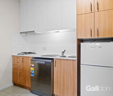 Fully Furnished apartment light-filled - Photo 6