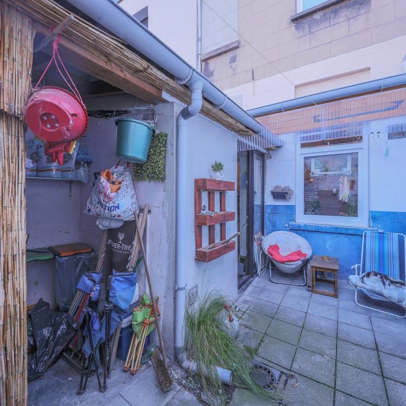 Ruime instapklare woning met terras - Photo 1