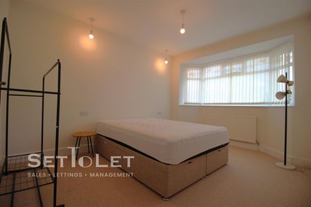 Thirlmere Road, Wigston, LE18 3RR - Photo 2