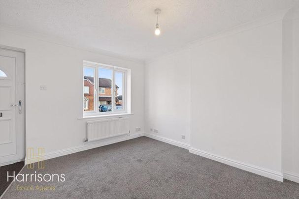 2 bedroom semi-detached house to rent - Photo 1