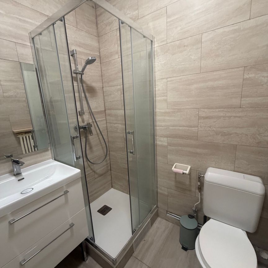 Location Appartement 1 pièce 16m² VERSAILLES 78000 - Photo 1