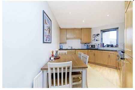 1 Bed Flat, Dwyer House, SW6 - Photo 3