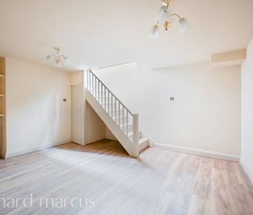 Marlborough Road, Archway - Photo 1