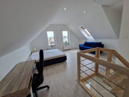 Dwupoziomowe mieszkanie przy ul. Okulickiej - Photo 3